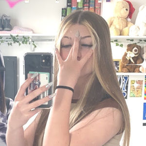 Meet your Posher, Brielle